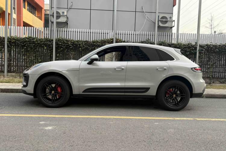 Used Porsche Macan 2024 Macan 2.0T