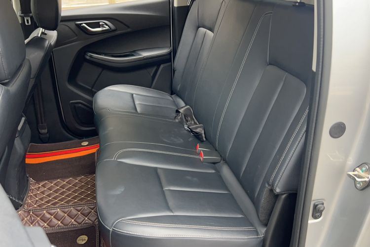 Used JMC Baodian 2023 2.5T Diesel 4x4 Comfort Edition Standard Wheelbase JX4D25A6L
