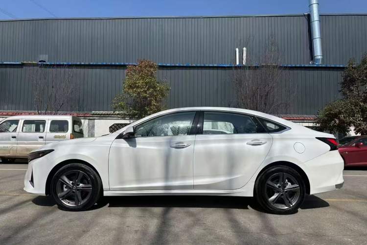 Used CHANGAN Ruicheng PLUS 2023 1.5T DCT Prestige Edition Exterior 3