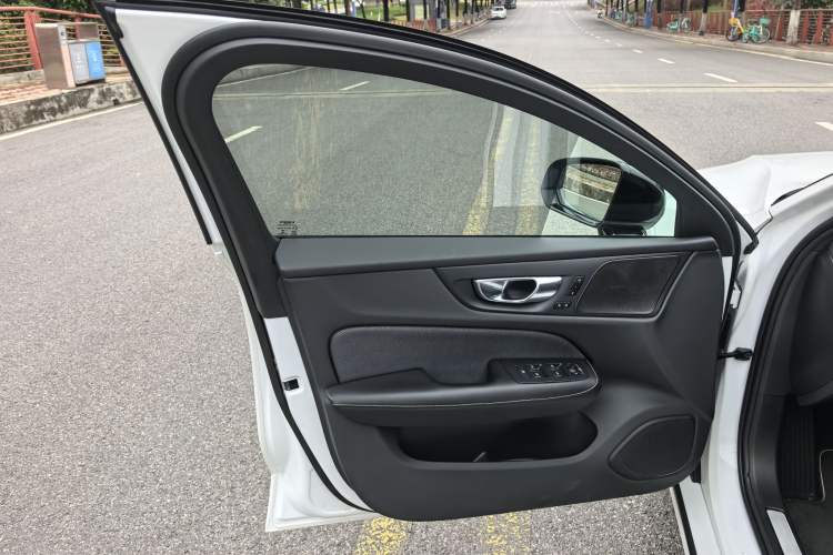 Used Volvo S60 2020 T5 Zhiya Sport Edition Interior 5