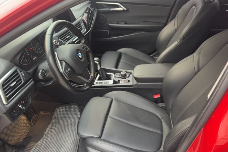 Used BMW 1 Series 2017 118i Sport Edition Left Front Seat