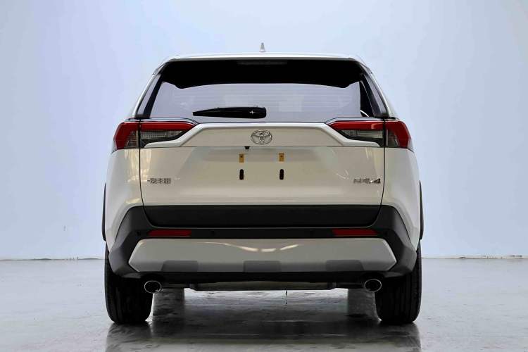 Used Toyota RAV4 2023 2.0L CVT Two-Wheel Drive Fashion Edition
