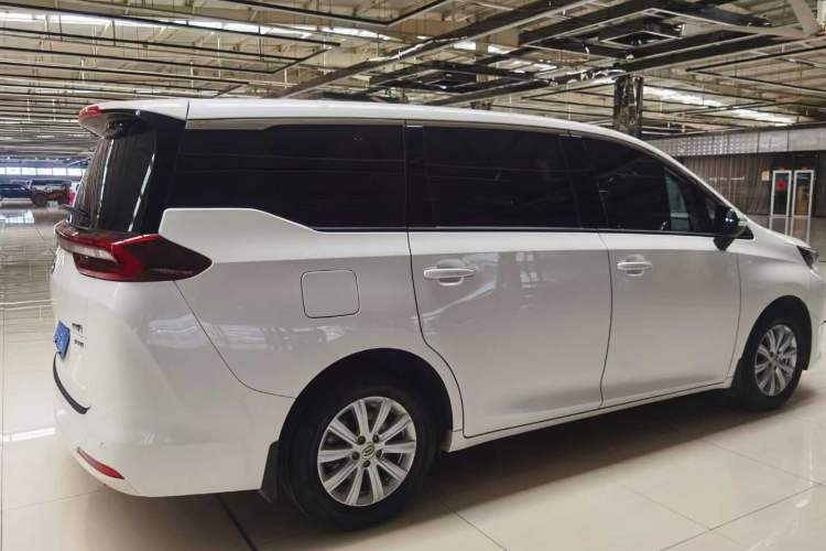 Used GAC Trumpchi M6 2021 270T DCT Luxury Edition (7 Seats)