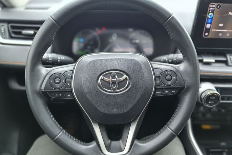 Used Toyota RAV4 2024 Dual-Motor 2.5L E-CVT Two-Wheel Drive Elite Plus Edition Interior 11