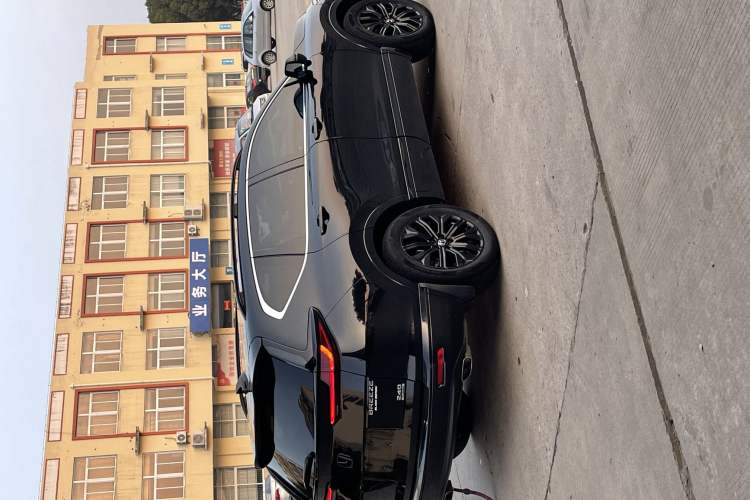 Used Honda Breeze 2021 240TURBO CVT Two-Wheel Drive Phantom Night Edition
