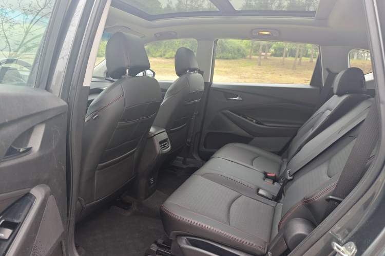 Used Chevrolet Orlando 2019 Redline 530T Automatic Enjoyment Version (5+2 Seating) China VI Interior 6