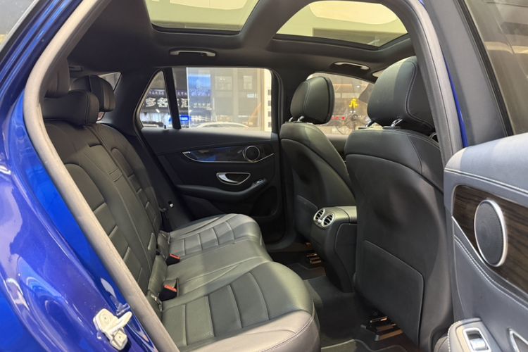 Used Mercedes-Benz GLC 2016 GLC 260 4MATIC Luxury Model