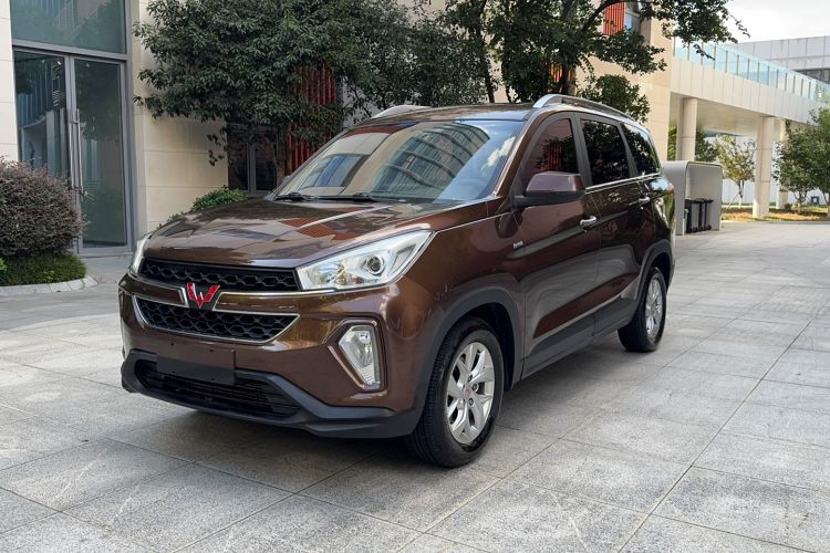 Used Wuling Hongguang S3 2018 1.5T Manual Luxury Model China V Standard