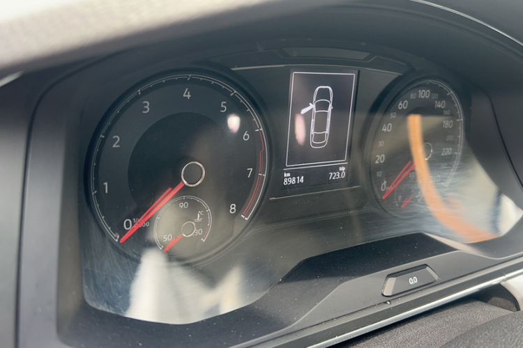 Used Volkswagen Lamando 2021 230TSI DSG Fashion Edition Odometer Close Up