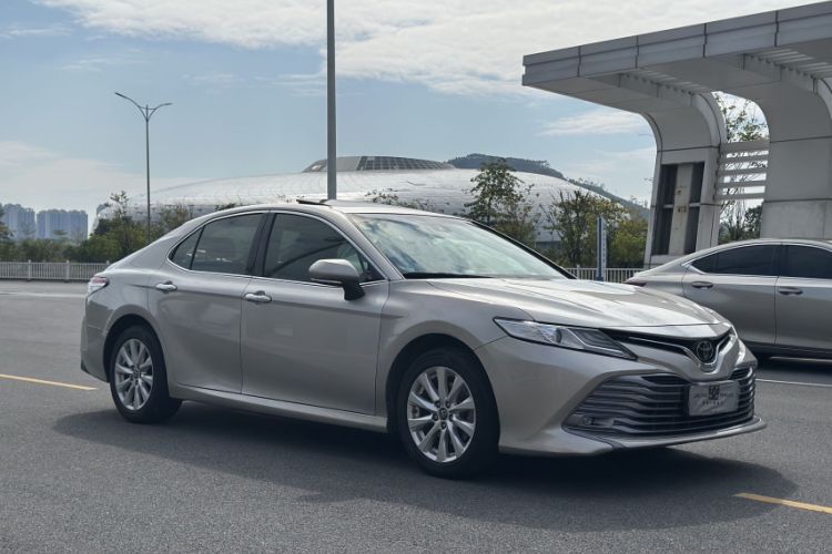 Used Toyota Camry 2019 2.0G Luxury Edition China VI Standard
