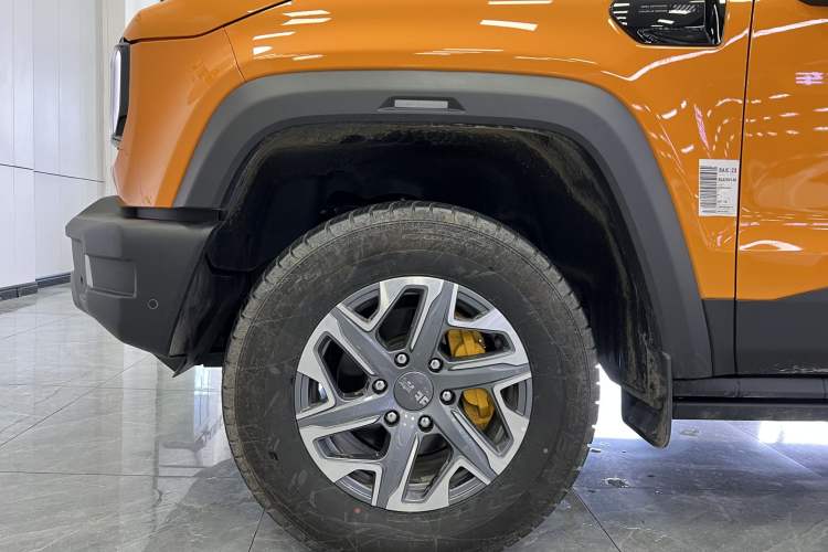 Used BAIC Off-Road BJ40 2024 2.0T All-New Urban Hunter Edition Chivalrous Style
