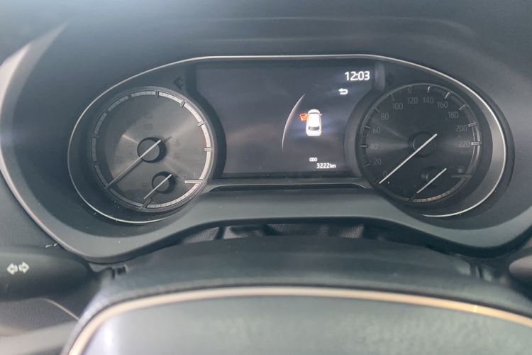 Used Toyota Harrier 2022 2.0L CVT Two-Wheel Drive Entry Version
