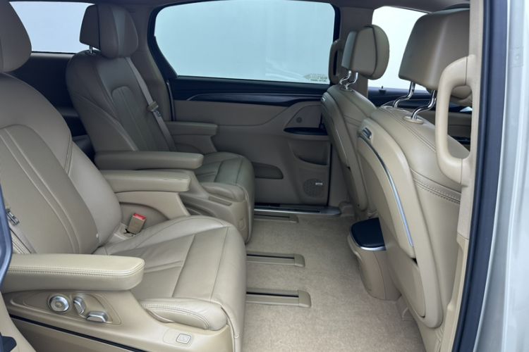 Used Buick GL8 2021 ES Land Cruiser 653T Flagship Model Interior 6