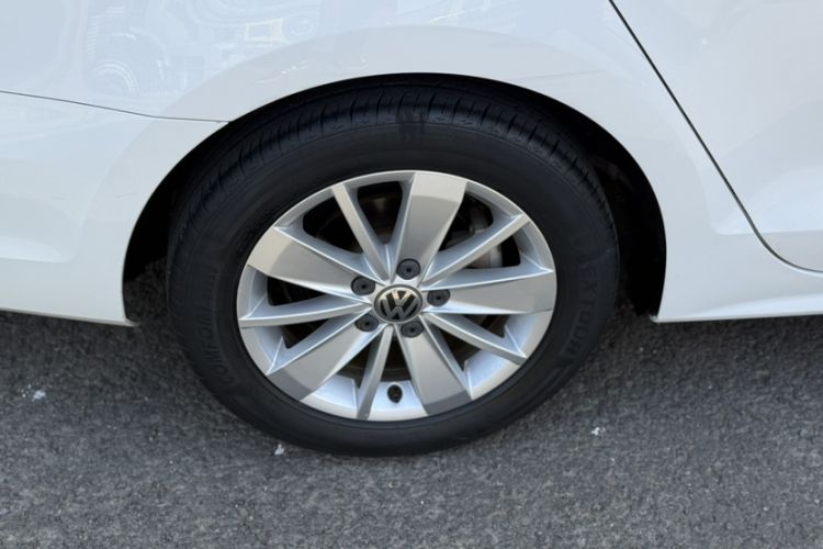 Used Volkswagen Sagitar 2018 1.6L Automatic Fashion Model