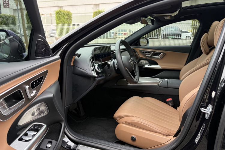 Used Mercedes-Benz E-Class 2024 E 300 L Luxury Model