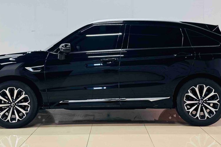 Used Honda UR-V 2023 370TURBO Two-Wheel-Drive Luxury Edition
