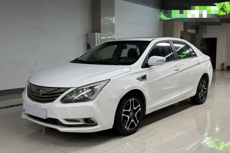 Used BYD G5 2014 1.5TID Automatic Prestige Model