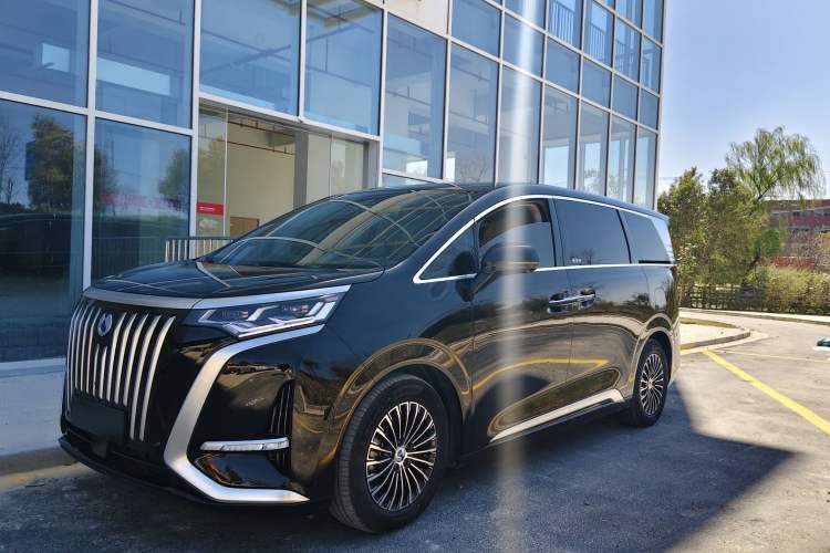 Used Denza D9 2022 EV 620 Prestige Model