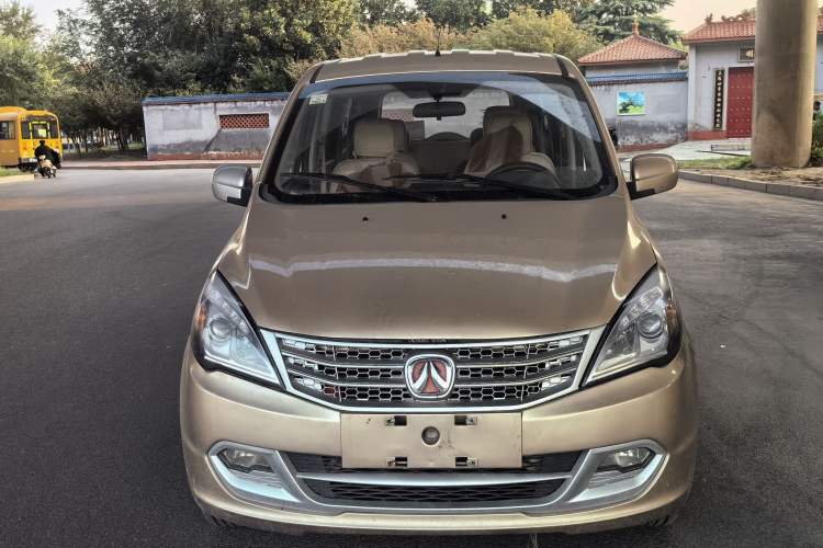 Used BAIC Weiwang M20 2014 1.5L Basic Version DAM15DL Exterior 1