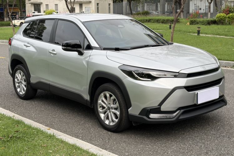 Used Toyota FRONTLANDER 2026 Model 2.0L CVT Comfort Edition