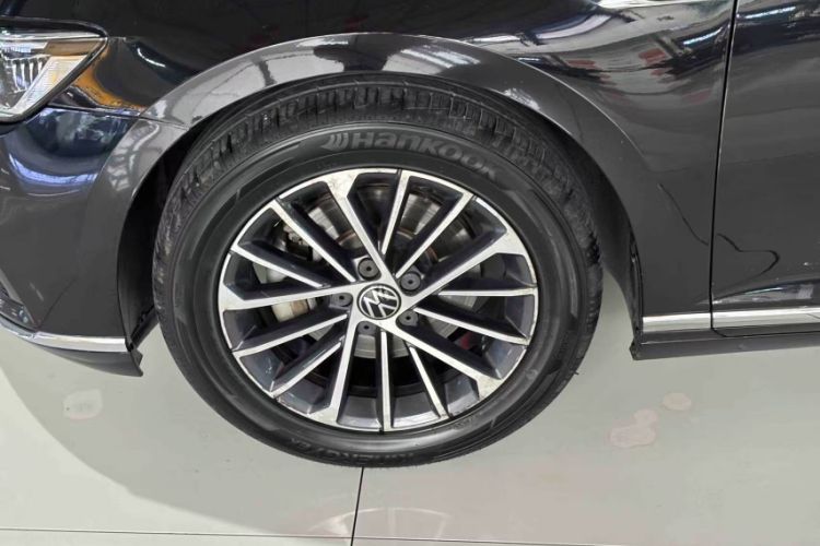 Used Volkswagen Magotan 2020 330TSI DSG Luxury Edition Exterior 5