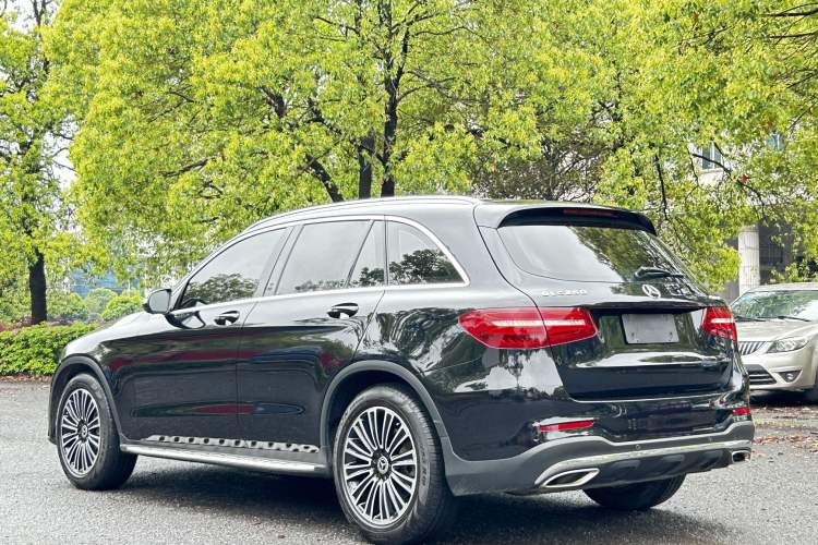 Used Mercedes-Benz GLC 2018 Facelifted GLC 260 4MATIC Dynamic Edition Exterior 6