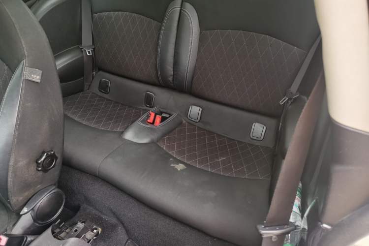 Used MINI MINI 2012 1.6L COOPER Baker Street