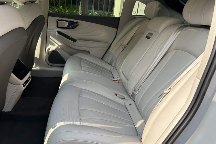 Used Rising F7 2023 Long-Range Pro Edition
