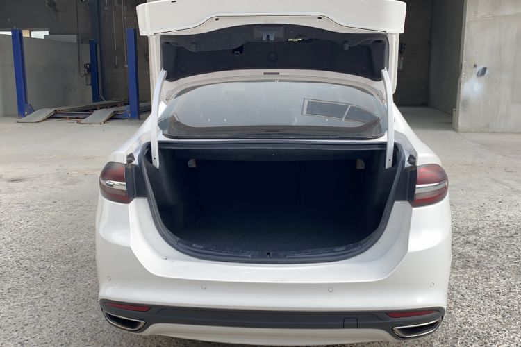 Used Ford Mondeo 2018 EcoBoost 200 Stylish Model Trunk