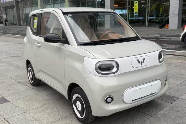 Used Wuling Hongguang MINIEV 2024 3rd Generation 215km Youth Edition