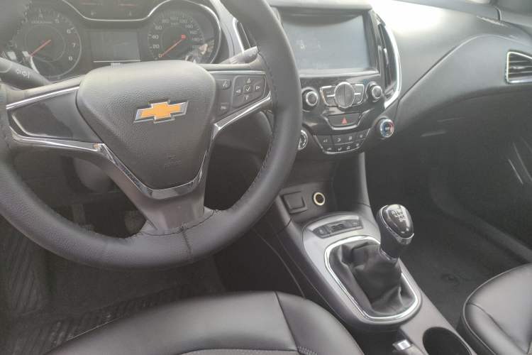 Used Chevrolet Cruze 2015 1.5L Manual Elite Edition