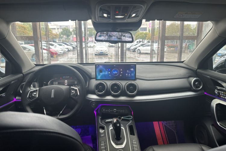 Used Wey VV5 2021 1.5T Two-Wheel Drive Smart Pioneer