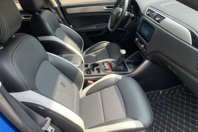 Used Qoros 5 2018 Revised 1.6T Automatic Luxury Version