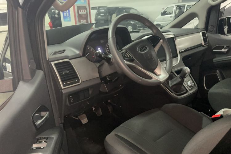 Used JAC Refine M4 2021 2.0L Manual Comfort Edition