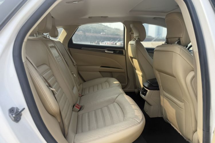 Used Ford Mondeo 2013 2.0L GTDi 200 Fashion Edition