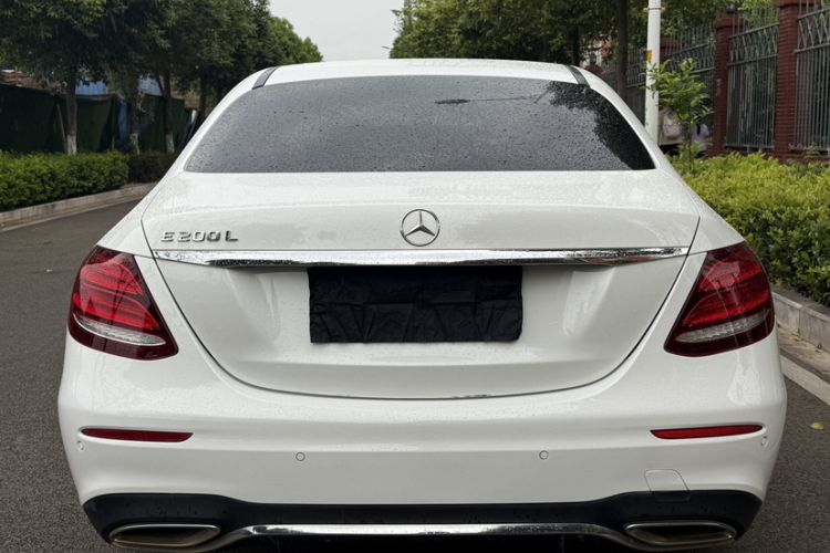 Used Mercedes-Benz E-Class 2018 E 200 L Sport Edition Exterior 4