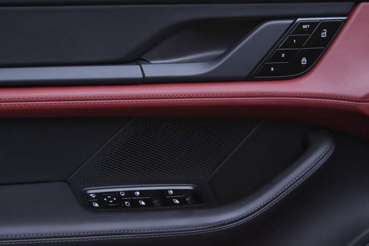 Used Porsche Taycan 2019 Taycan 4S
