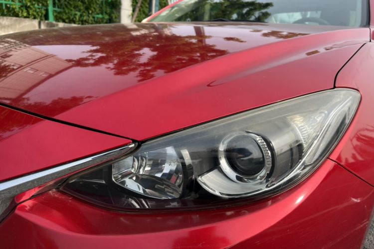 Used Mazda 3 Axela 2014 Sedan 1.5L Automatic Luxury Model Left Front Headlight