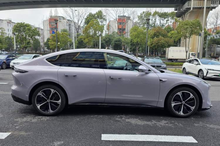 Used Nio ET5 2025 75 kWh