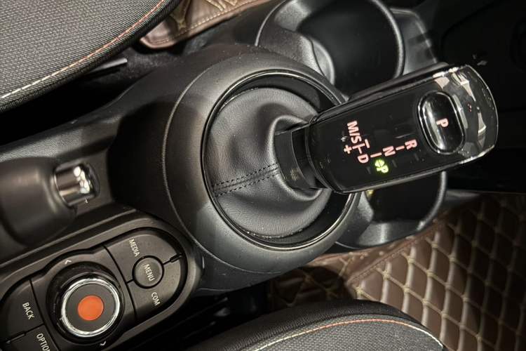 Used MINI MINI 2019 1.5T ONE PLUS