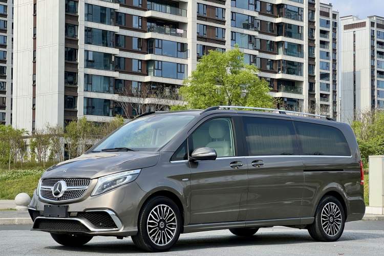Used Mercedes-Benz V-Class 2017 V 260 L Prestige Extended Edition