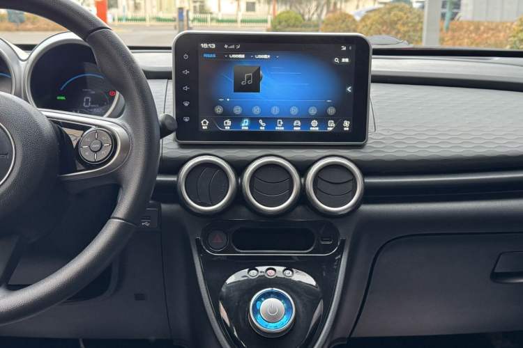 Used ORA Black Cat 2021 301 km Basic Version