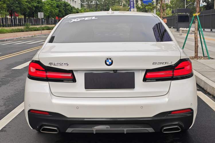 Used BMW 5 Series 2021 525Li M Sport Package Exterior 6