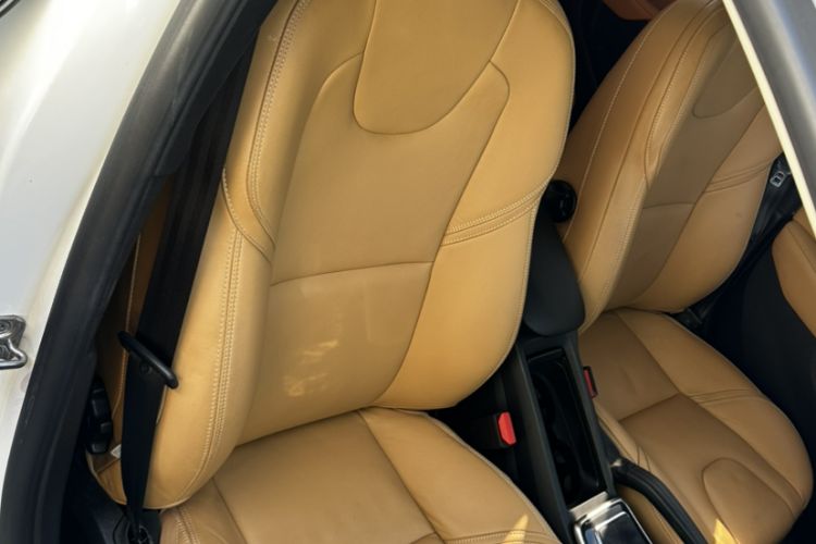 Used Volvo V40 2017 T3 Zhiyi Edition