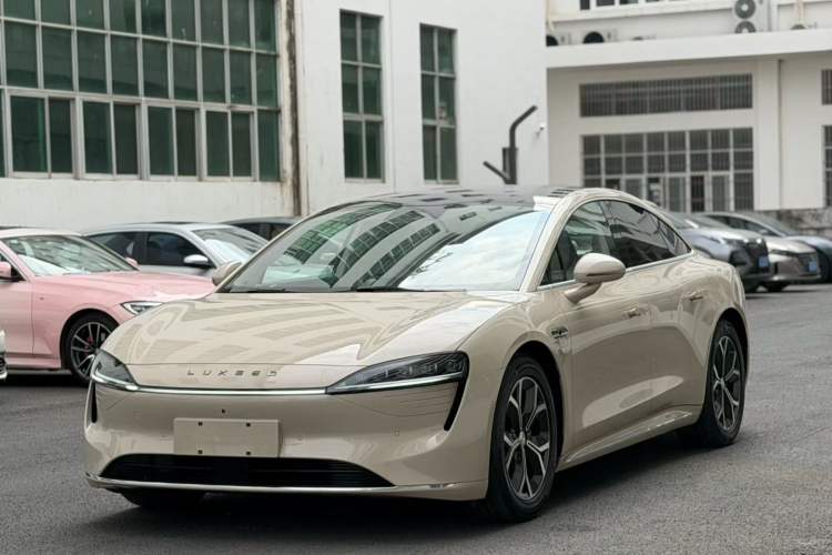 Used Hima Luxeed S7 2024 Pro Rear-Drive Long-Range Version