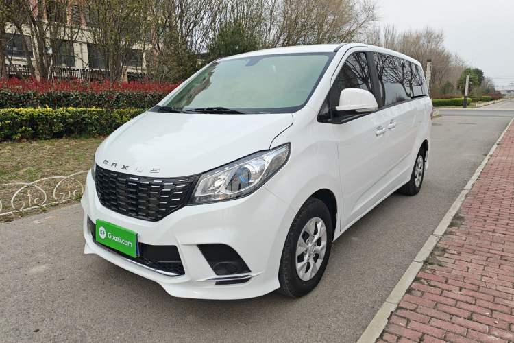 Used SAIC MAXUS G10 2023 2.0T Manual Multi-Function Version Diesel 7/8/9 Seats