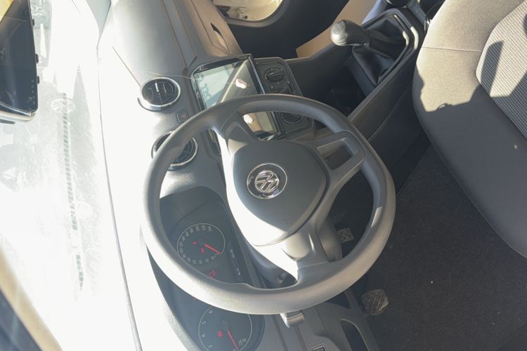 Used Volkswagen Jetta 2017 1.4L Manual Fashion Edition
