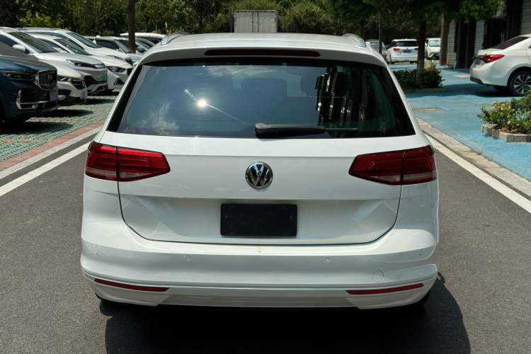 Used Volkswagen Variant 2016 280TSI Two-Wheel-Drive Comfort Edition