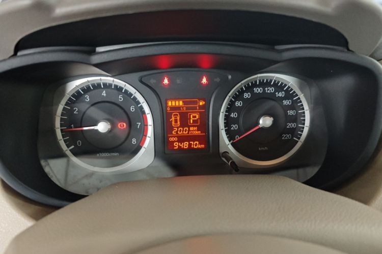 Used Venucia D50 2013 1.6L Automatic Fashion Edition
