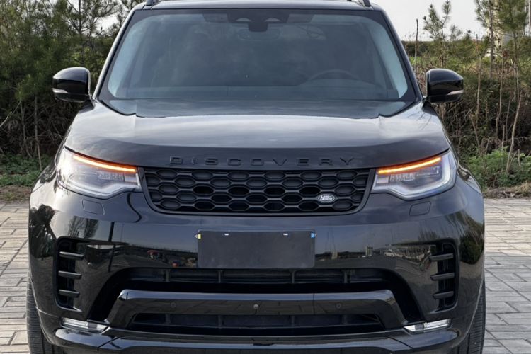 Used Land Rover Discovery 2024 360 PS Dynamic SE Exterior 4